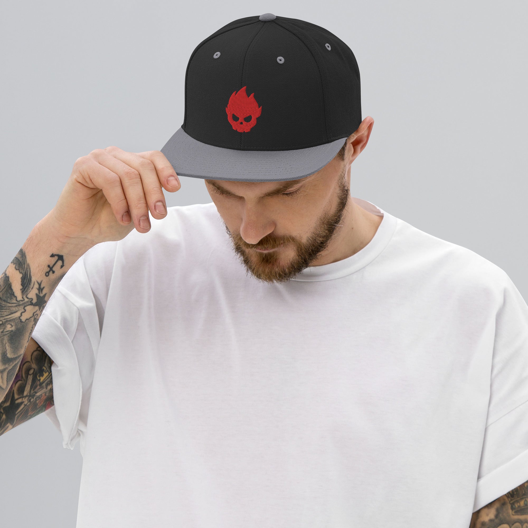 Classic  WL Snapback Hat V1_Embroidered